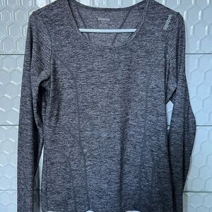 Reebok Women’s Long-Sleeve Heather Gray Performance Tee